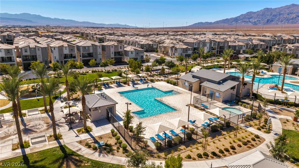2742 Champagne Gold, North Las Vegas, NV 89086