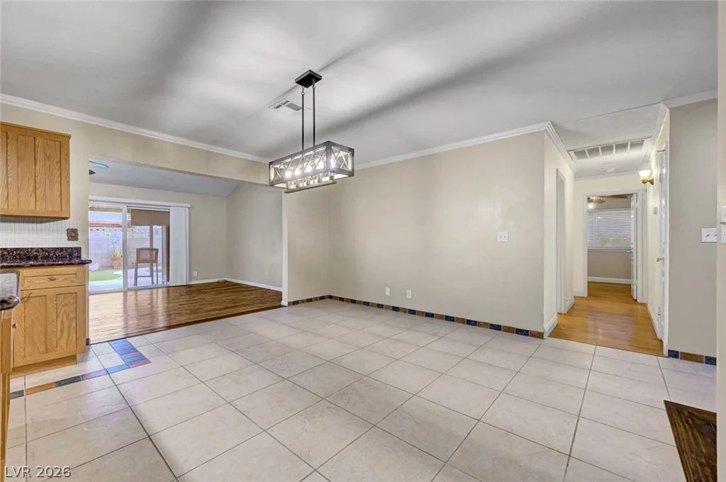 5817 Mary, Las Vegas, NV 89108