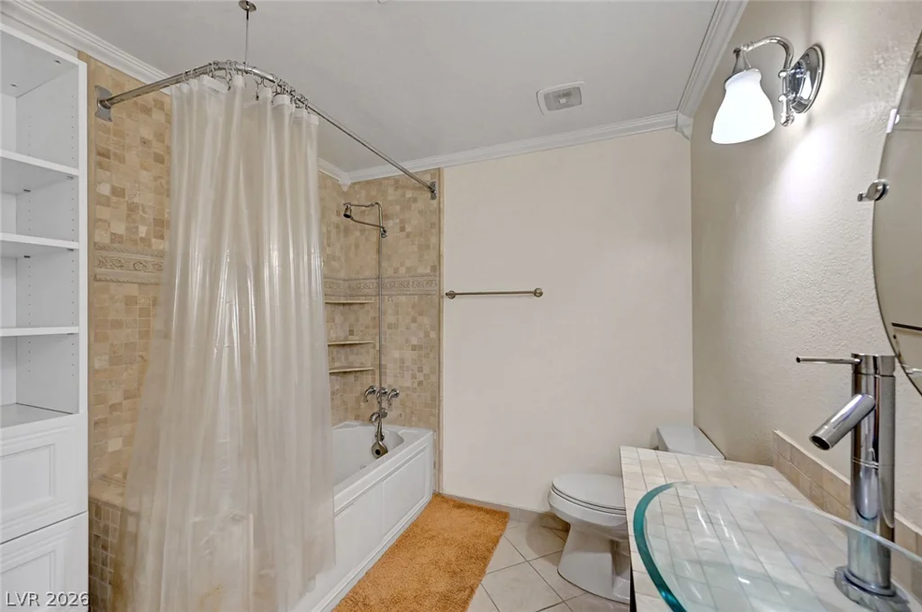 5817 Mary, Las Vegas, NV 89108
