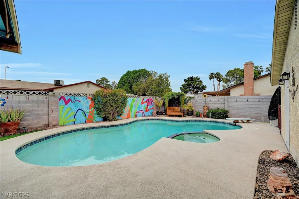 5817 Mary, Las Vegas, NV 89108