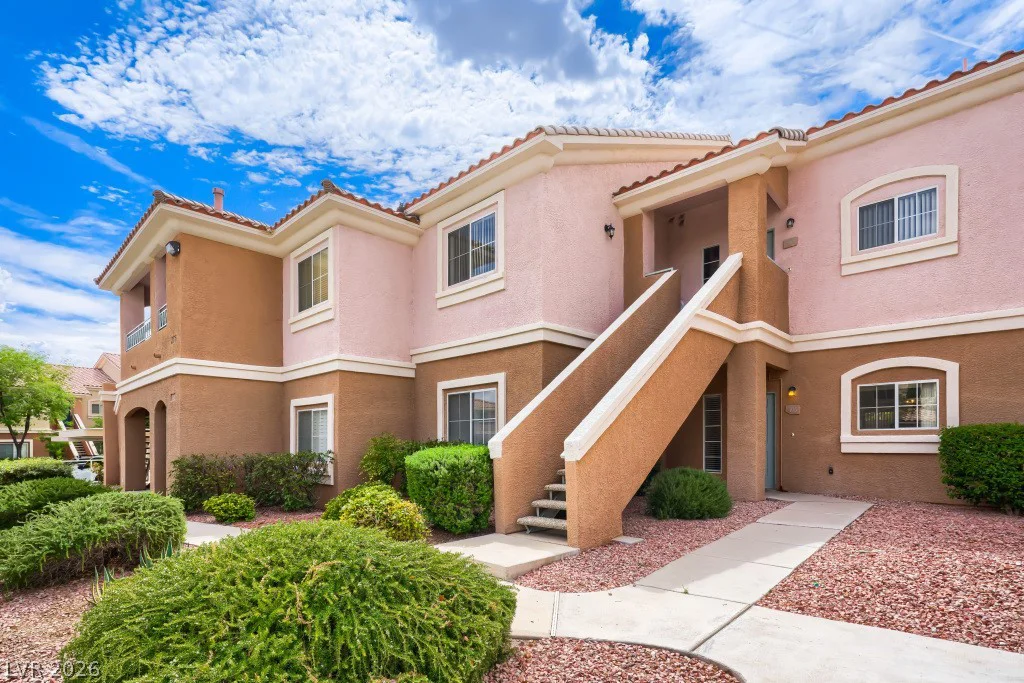 401 Amber Pine, Las Vegas, NV 89144