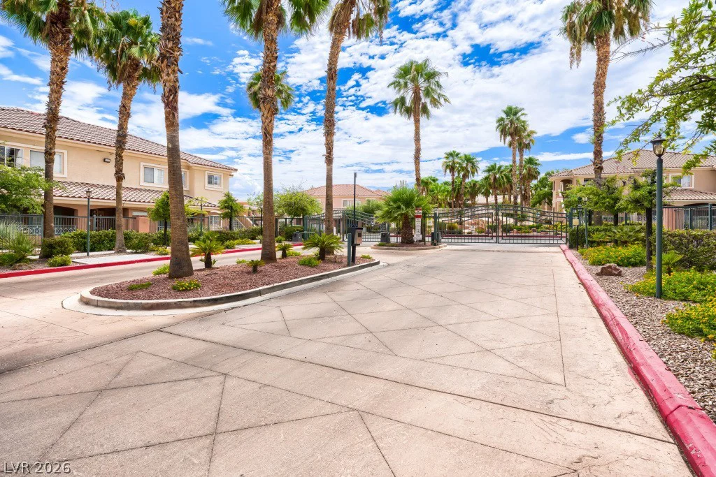 401 Amber Pine, Las Vegas, NV 89144