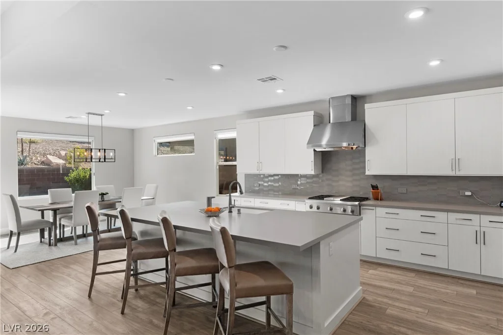 9707 Starlight Ridge, Las Vegas, NV 89148