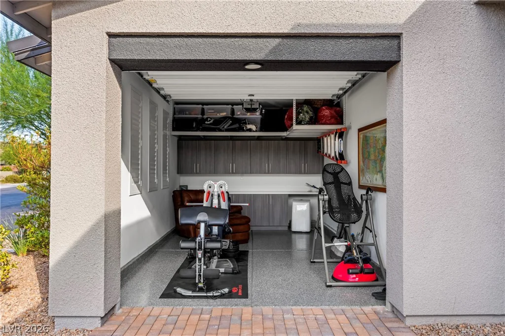 9707 Starlight Ridge, Las Vegas, NV 89148