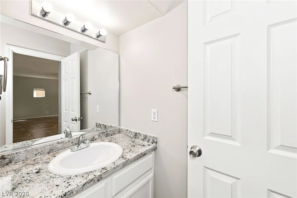 6020 Gum Springs, North Las Vegas, NV 89081