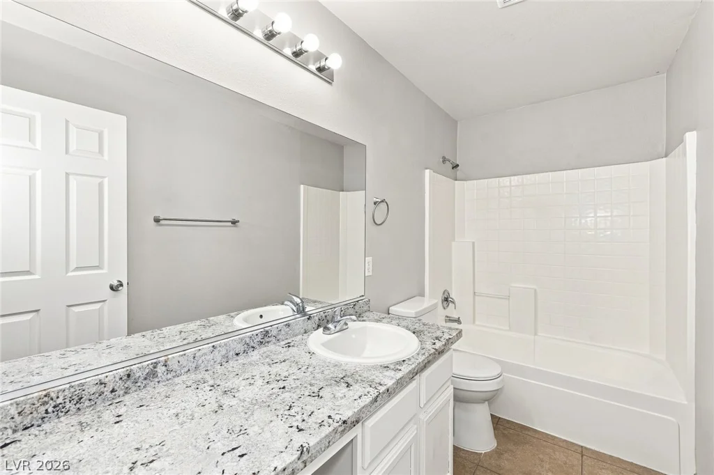 6020 Gum Springs, North Las Vegas, NV 89081