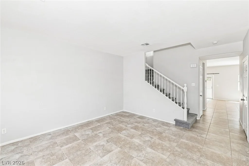 6020 Gum Springs, North Las Vegas, NV 89081