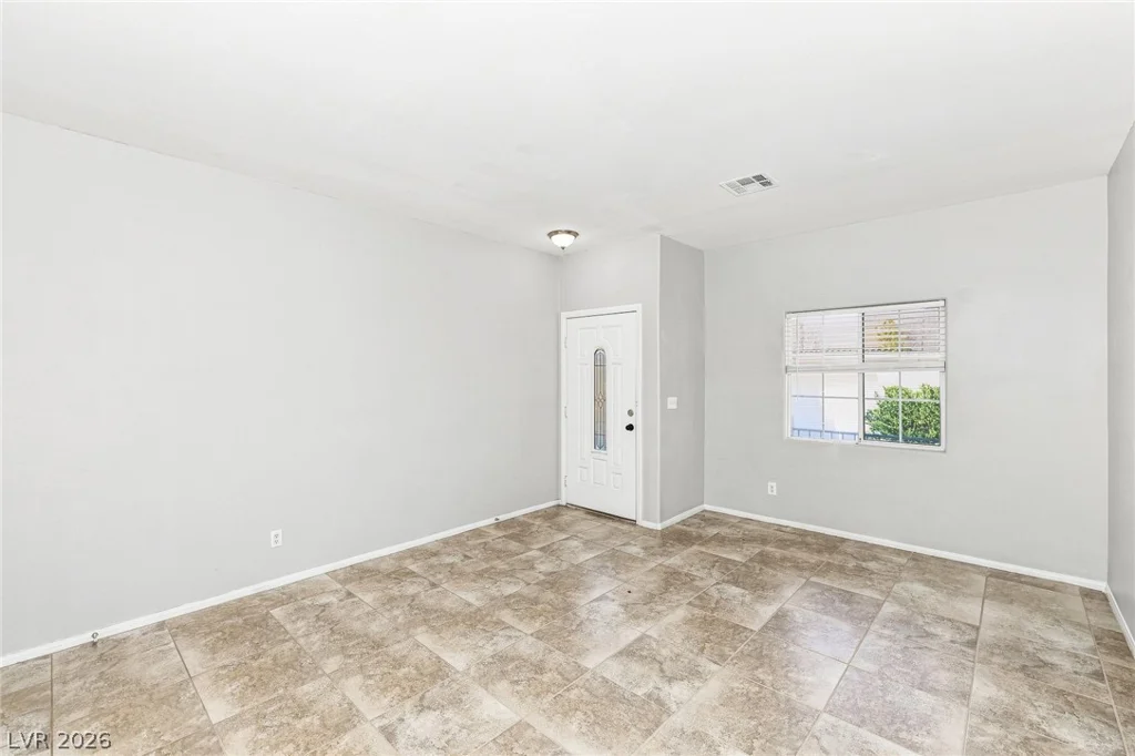 6020 Gum Springs, North Las Vegas, NV 89081