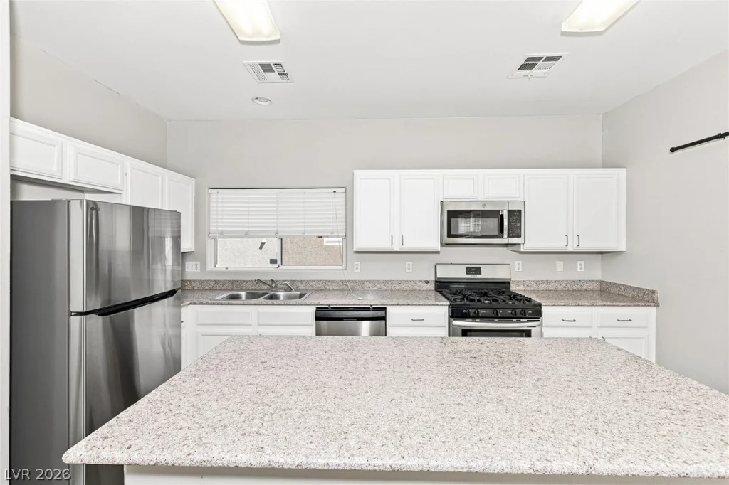 6020 Gum Springs, North Las Vegas, NV 89081