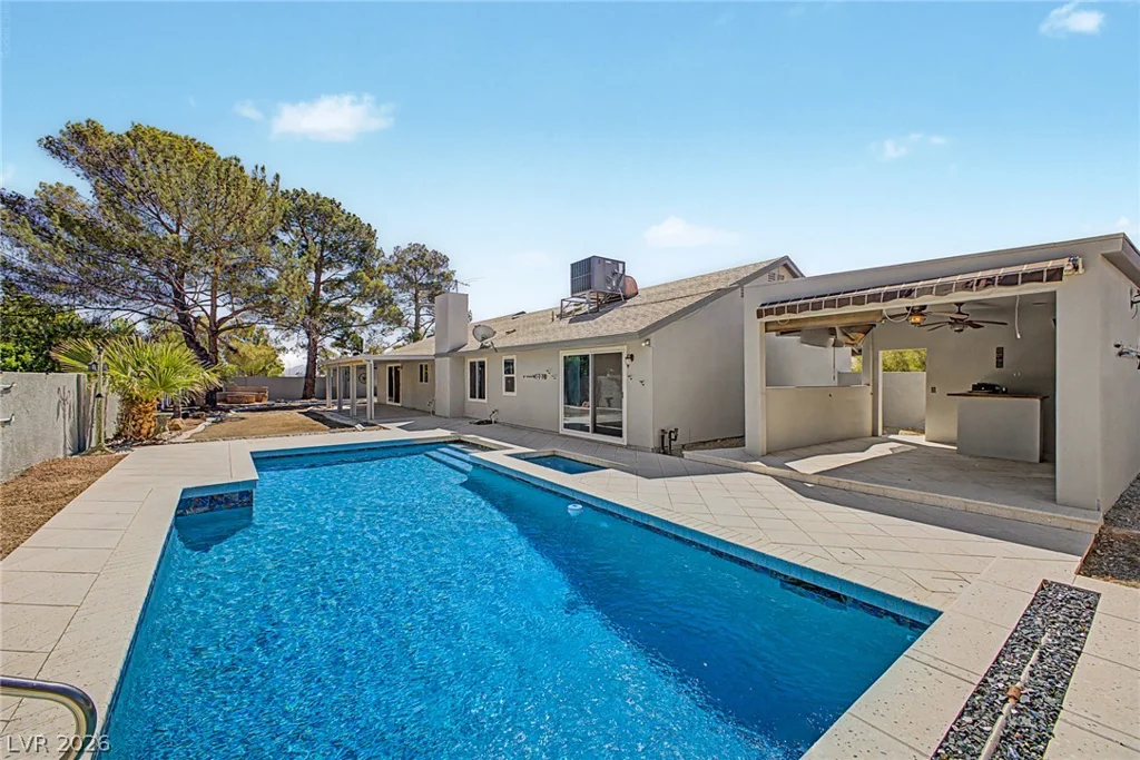 6500 Wild Horse, Las Vegas, NV 89108