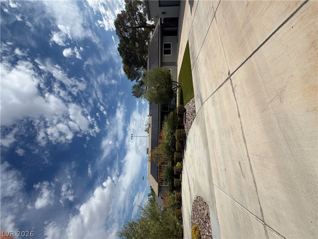 6500 Wild Horse, Las Vegas, NV 89108