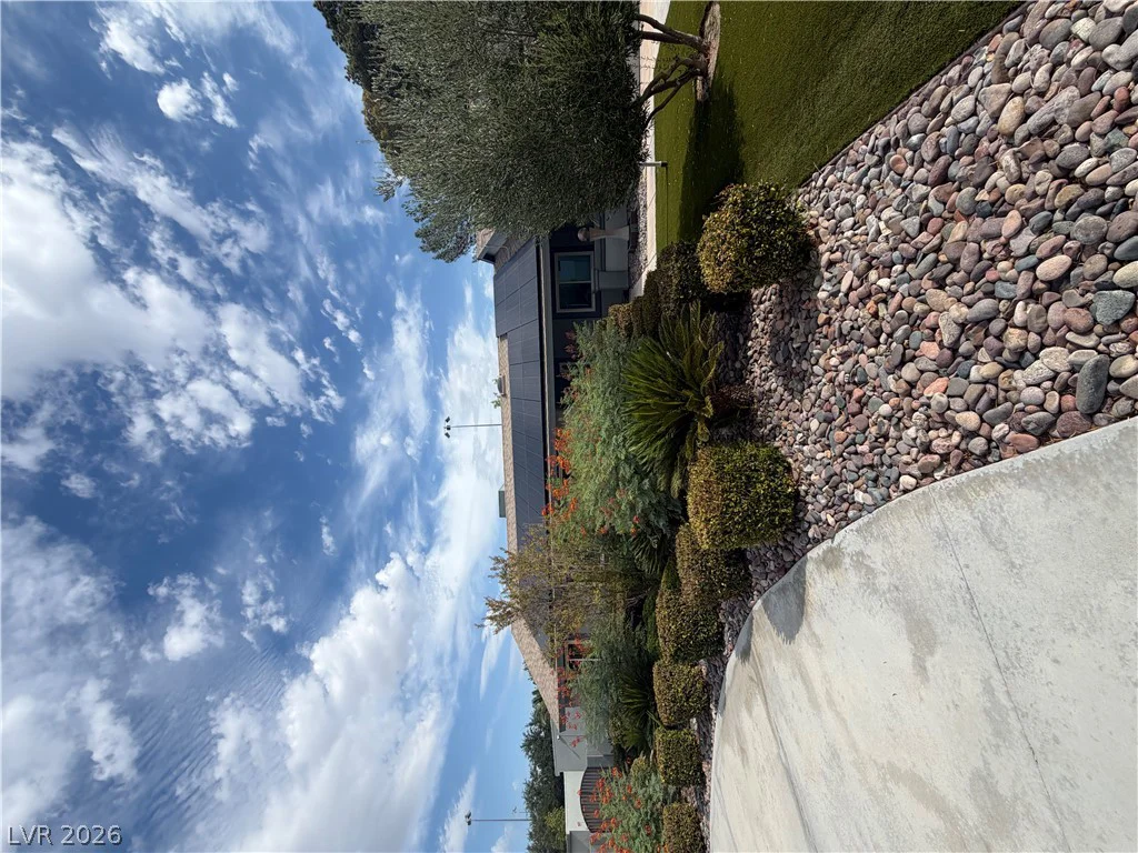 6500 Wild Horse, Las Vegas, NV 89108