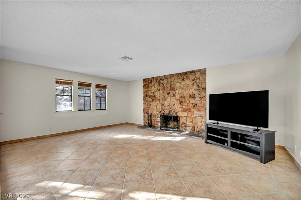 3923 Landsdown, Las Vegas, NV 89121