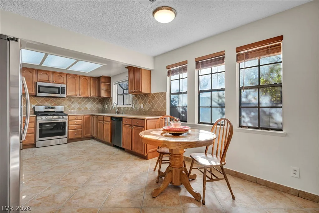 3923 Landsdown, Las Vegas, NV 89121