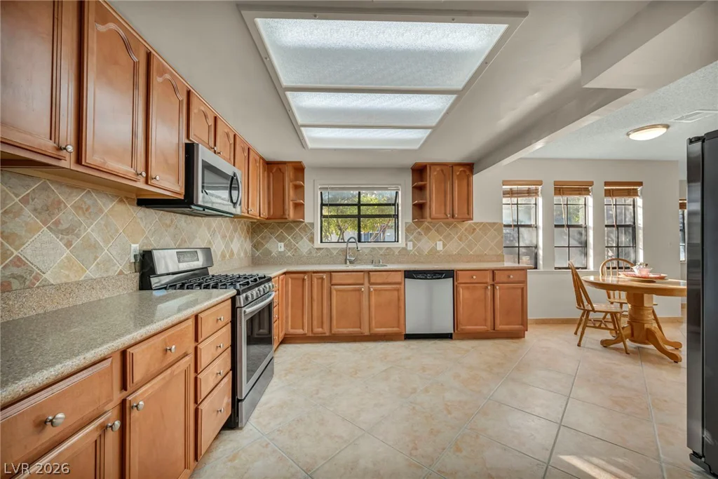 3923 Landsdown, Las Vegas, NV 89121