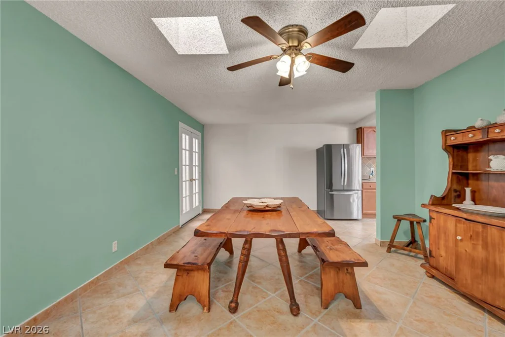 3923 Landsdown, Las Vegas, NV 89121
