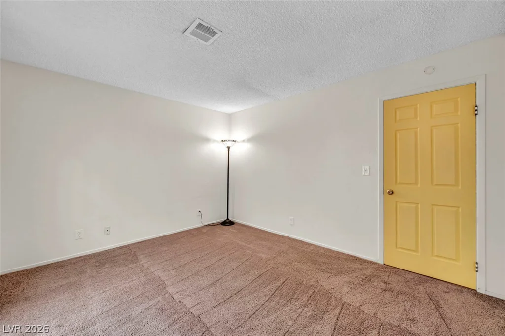 3923 Landsdown, Las Vegas, NV 89121