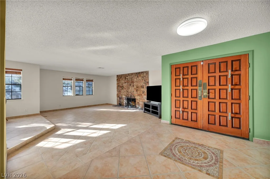 3923 Landsdown, Las Vegas, NV 89121
