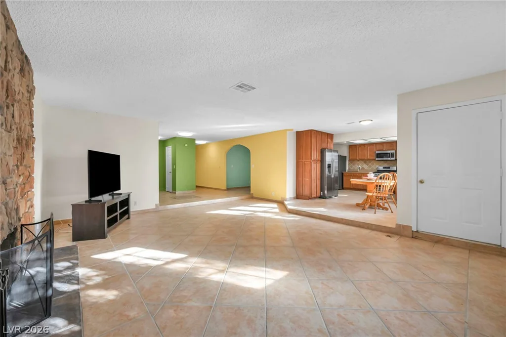 3923 Landsdown, Las Vegas, NV 89121