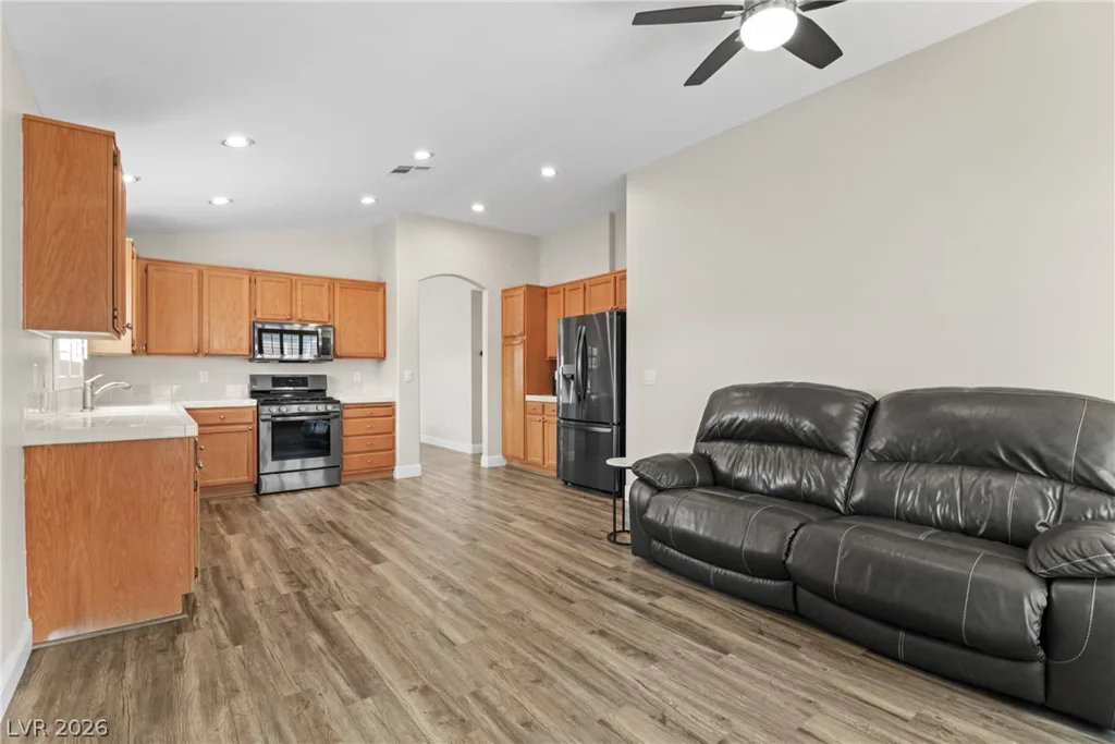 9166 Riding Heights, Las Vegas, NV 89147
