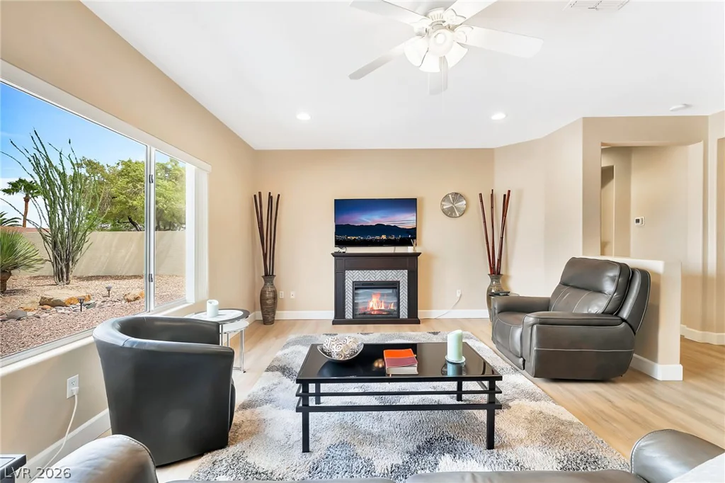 2570 Terrytown, Henderson, NV 89052