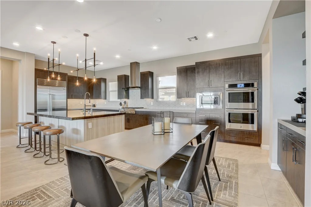 11280 Granite Ridge, Las Vegas, NV 89135