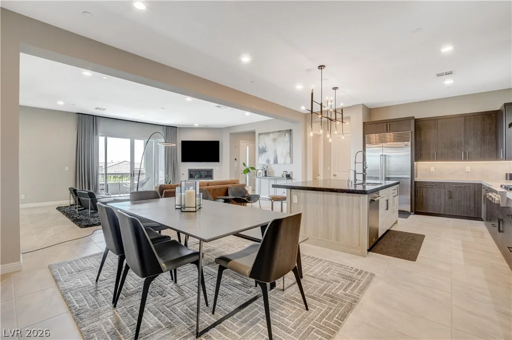11280 Granite Ridge, Las Vegas, NV 89135