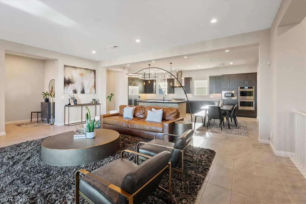11280 Granite Ridge, Las Vegas, NV 89135