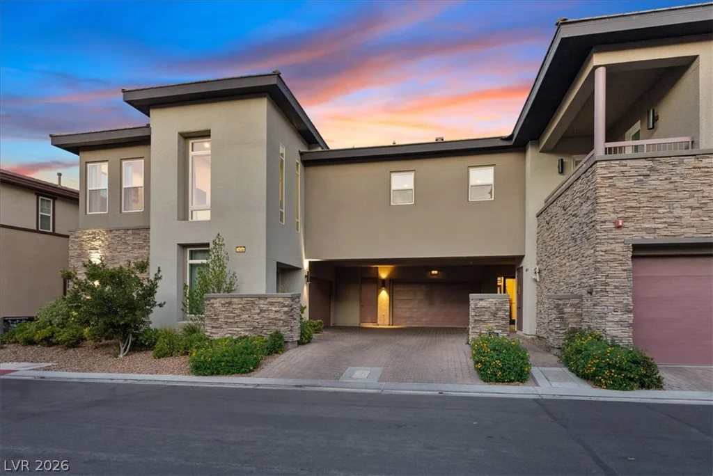 11280 Granite Ridge, Las Vegas, NV 89135