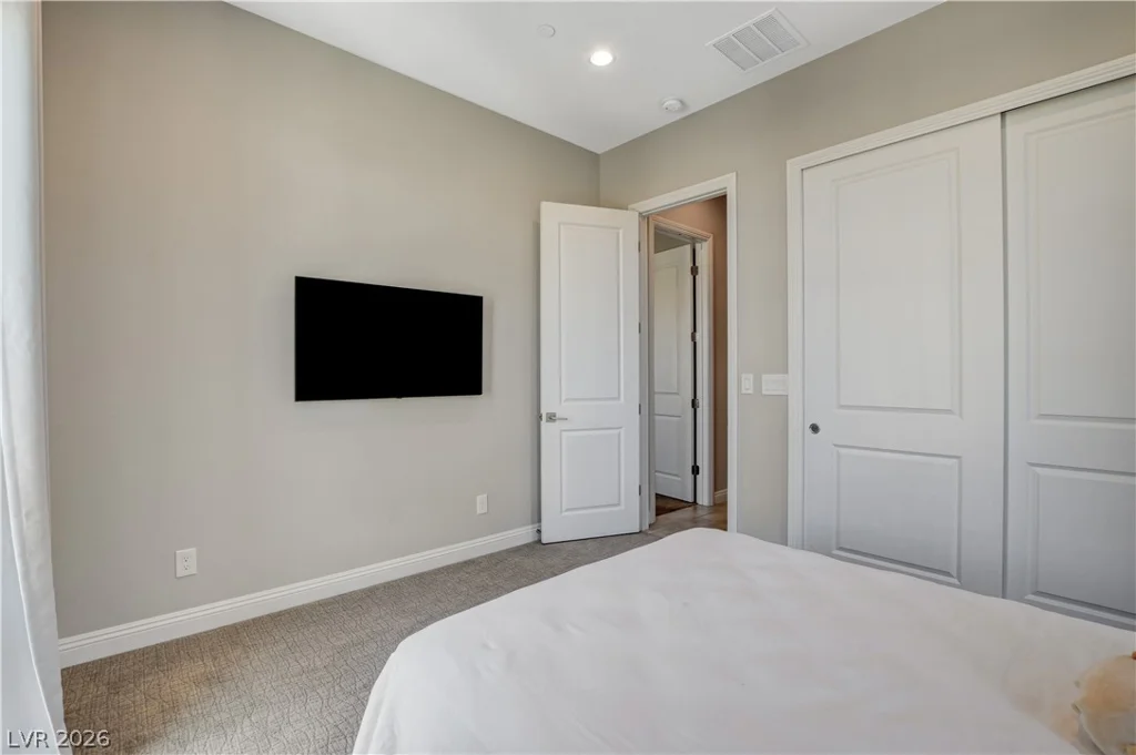11280 Granite Ridge, Las Vegas, NV 89135