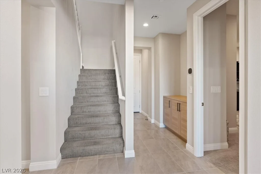 11280 Granite Ridge, Las Vegas, NV 89135