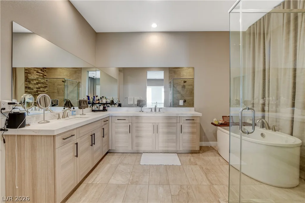 11280 Granite Ridge, Las Vegas, NV 89135