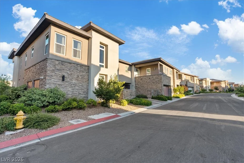 11280 Granite Ridge, Las Vegas, NV 89135