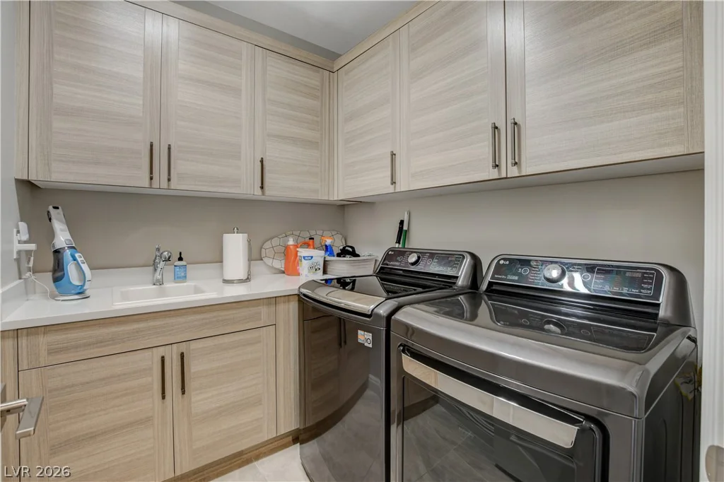 11280 Granite Ridge, Las Vegas, NV 89135