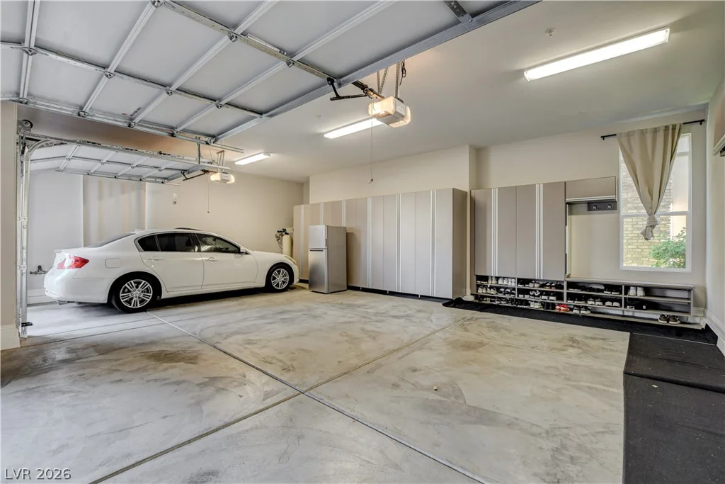 11280 Granite Ridge, Las Vegas, NV 89135