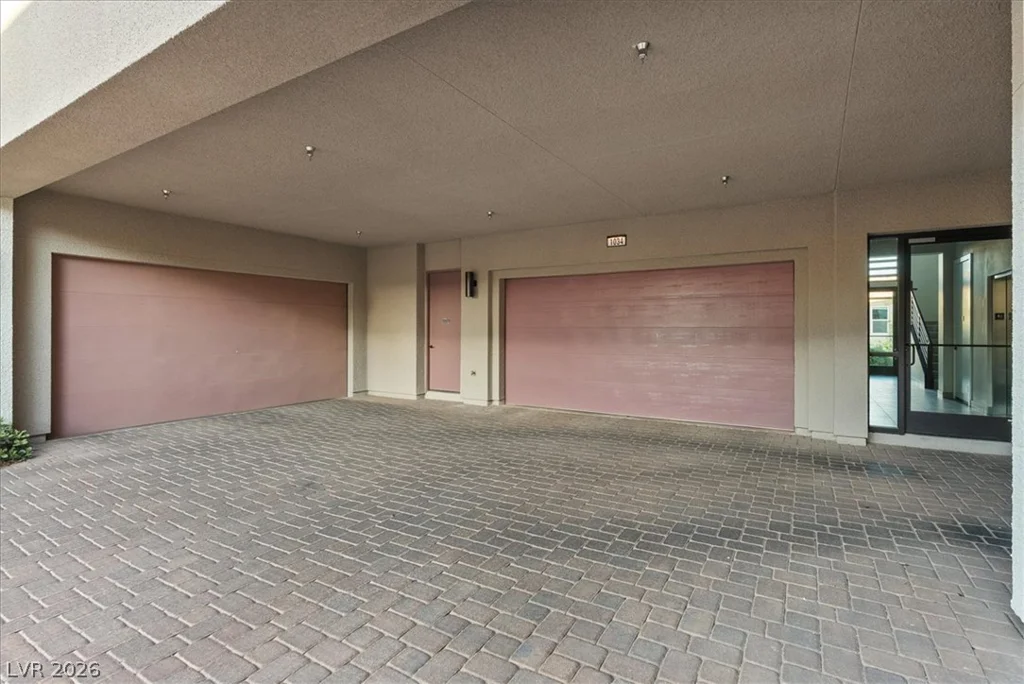 11280 Granite Ridge, Las Vegas, NV 89135