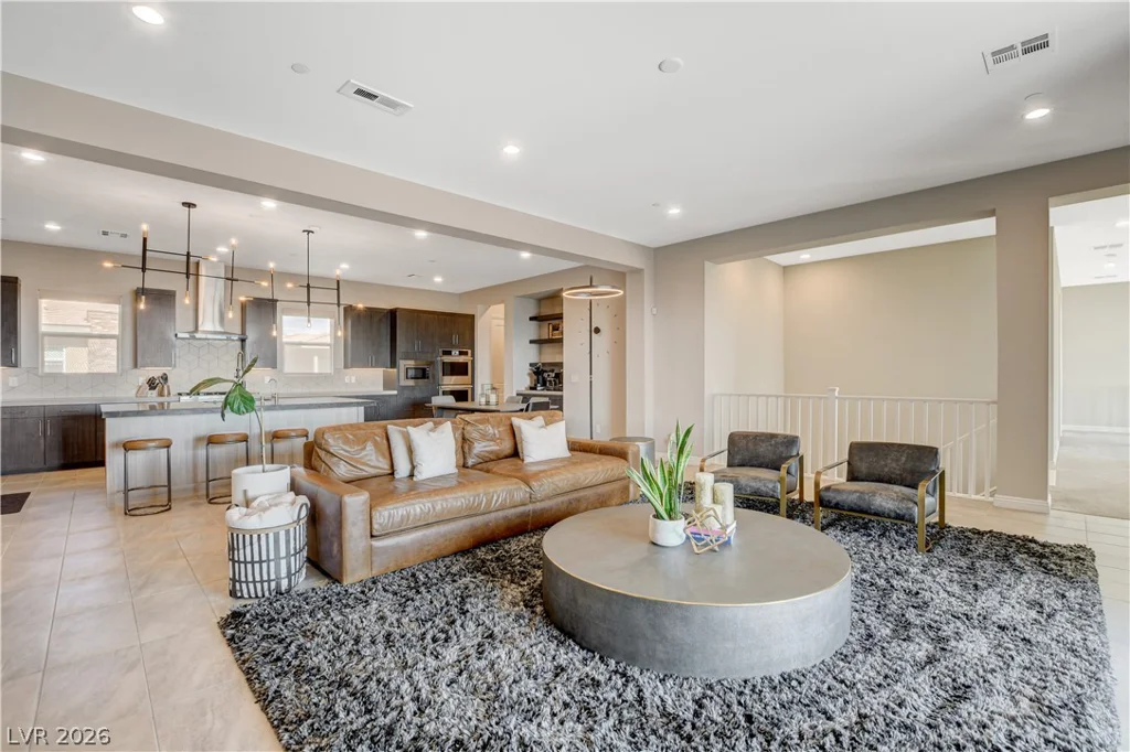 11280 Granite Ridge, Las Vegas, NV 89135