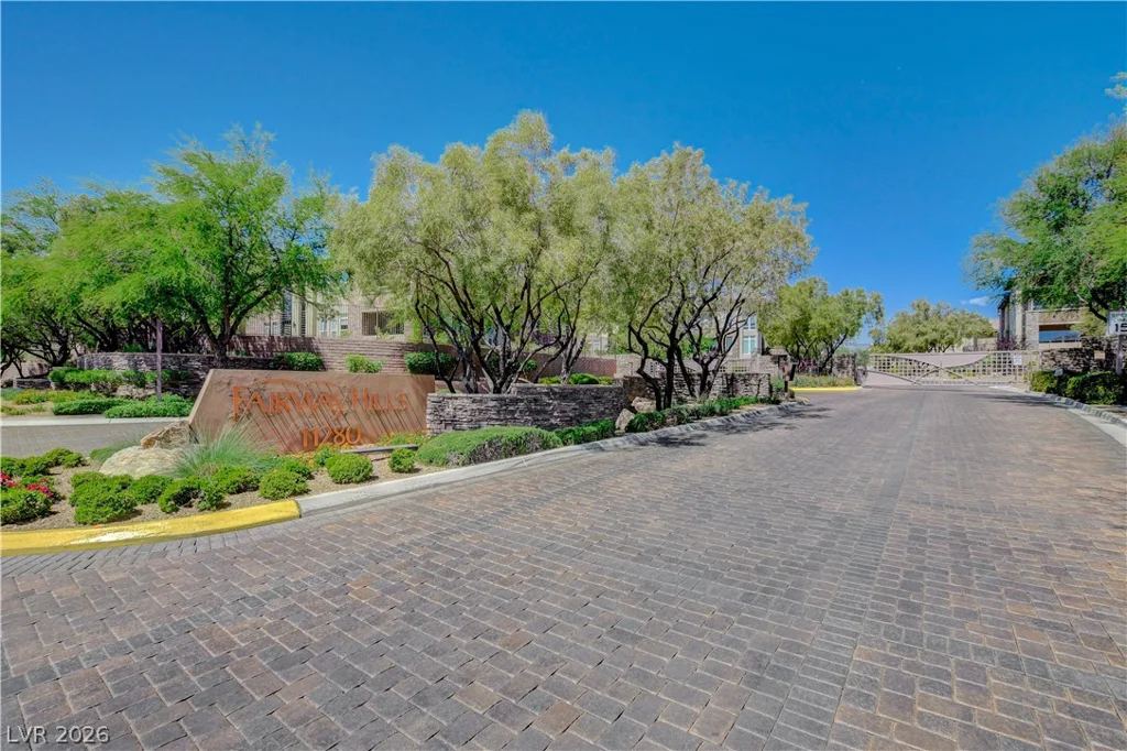 11280 Granite Ridge, Las Vegas, NV 89135
