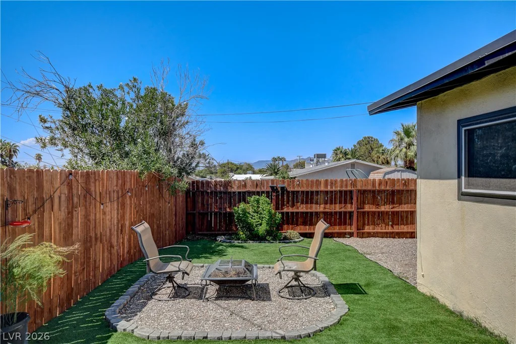 1102 Arapaho, Boulder City, NV 89005