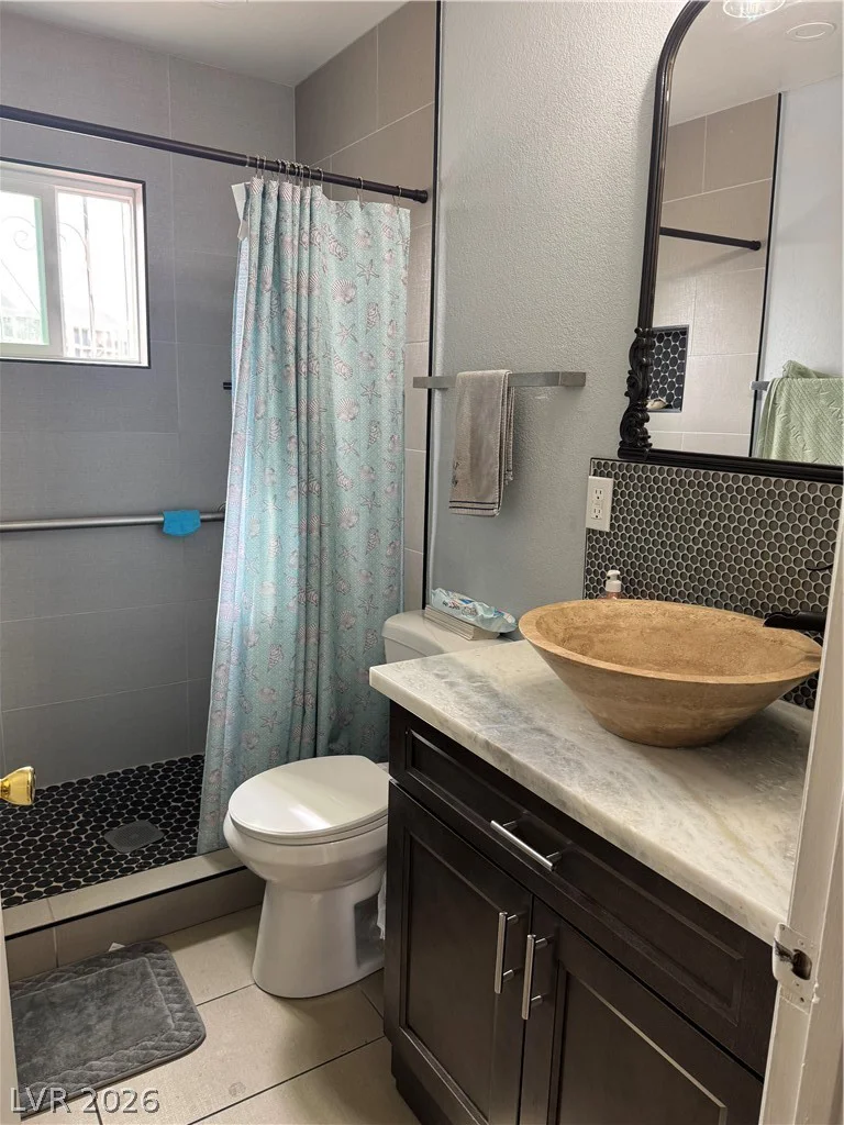 3643 Indios, Las Vegas, NV 89121