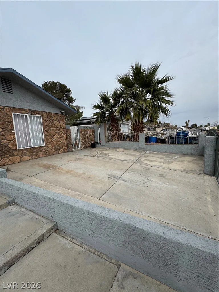 3643 Indios, Las Vegas, NV 89121