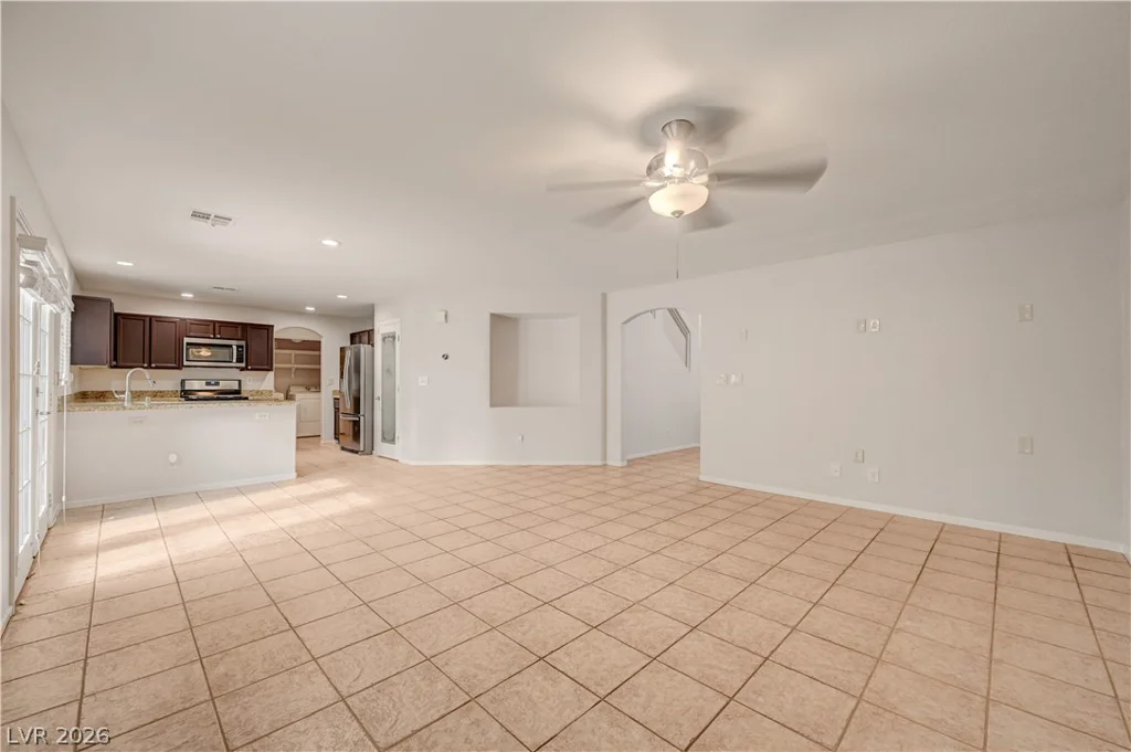 8117 Jade Harbor, Las Vegas, NV 89143
