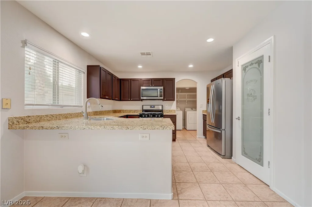 8117 Jade Harbor, Las Vegas, NV 89143
