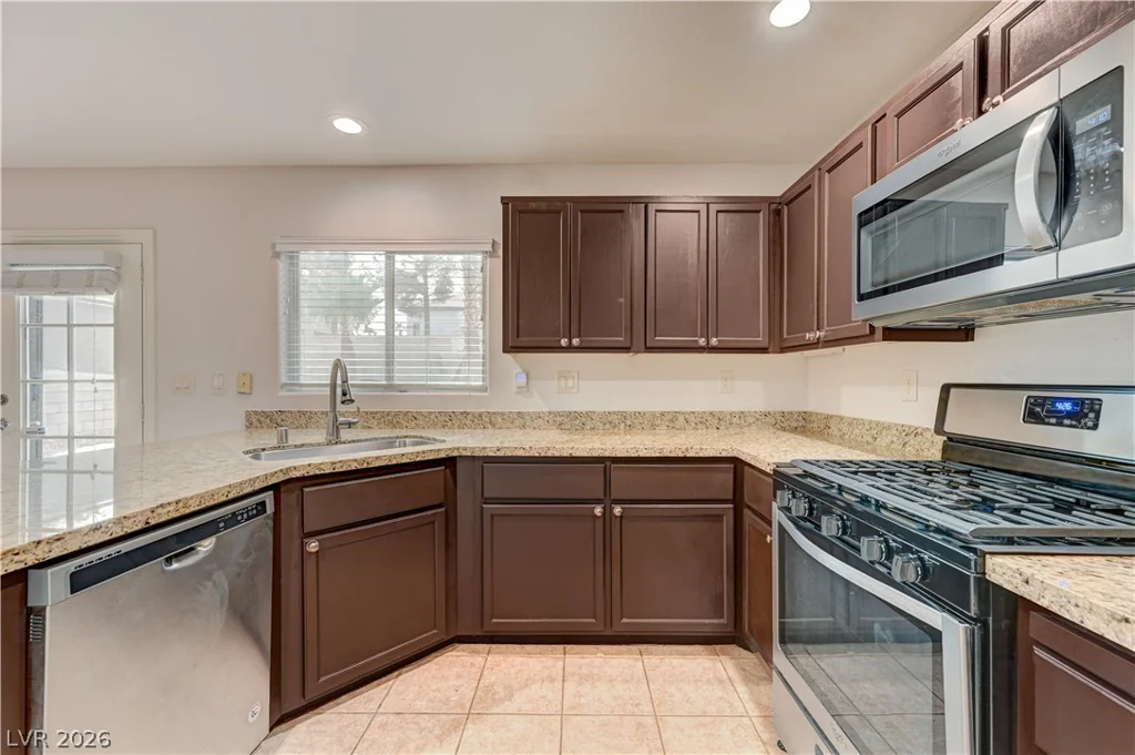 8117 Jade Harbor, Las Vegas, NV 89143