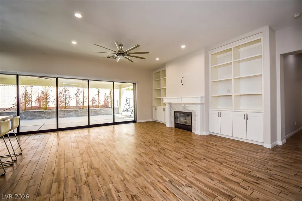 8512 Stardance, Las Vegas, NV 89143