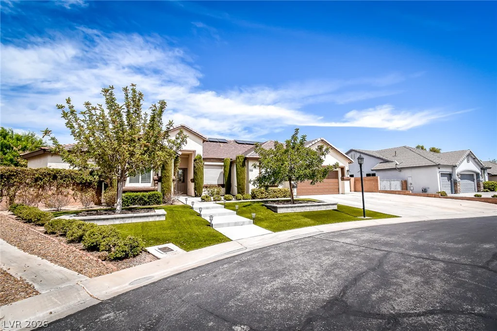 8512 Stardance, Las Vegas, NV 89143
