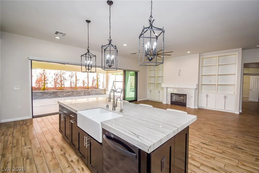 8512 Stardance, Las Vegas, NV 89143