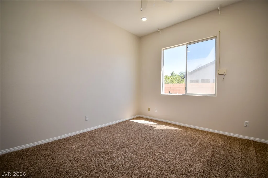 8512 Stardance, Las Vegas, NV 89143