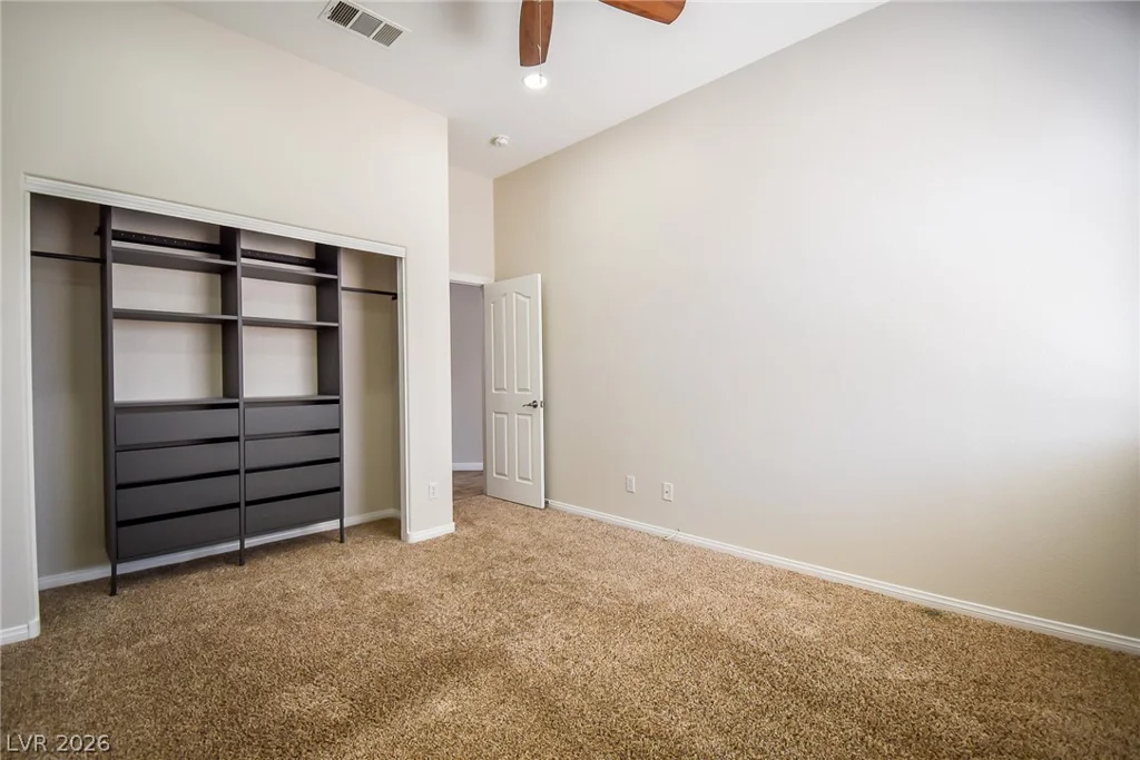 8512 Stardance, Las Vegas, NV 89143