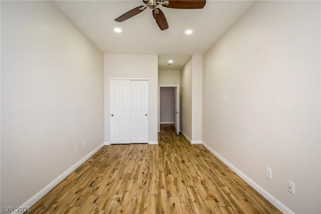 8512 Stardance, Las Vegas, NV 89143